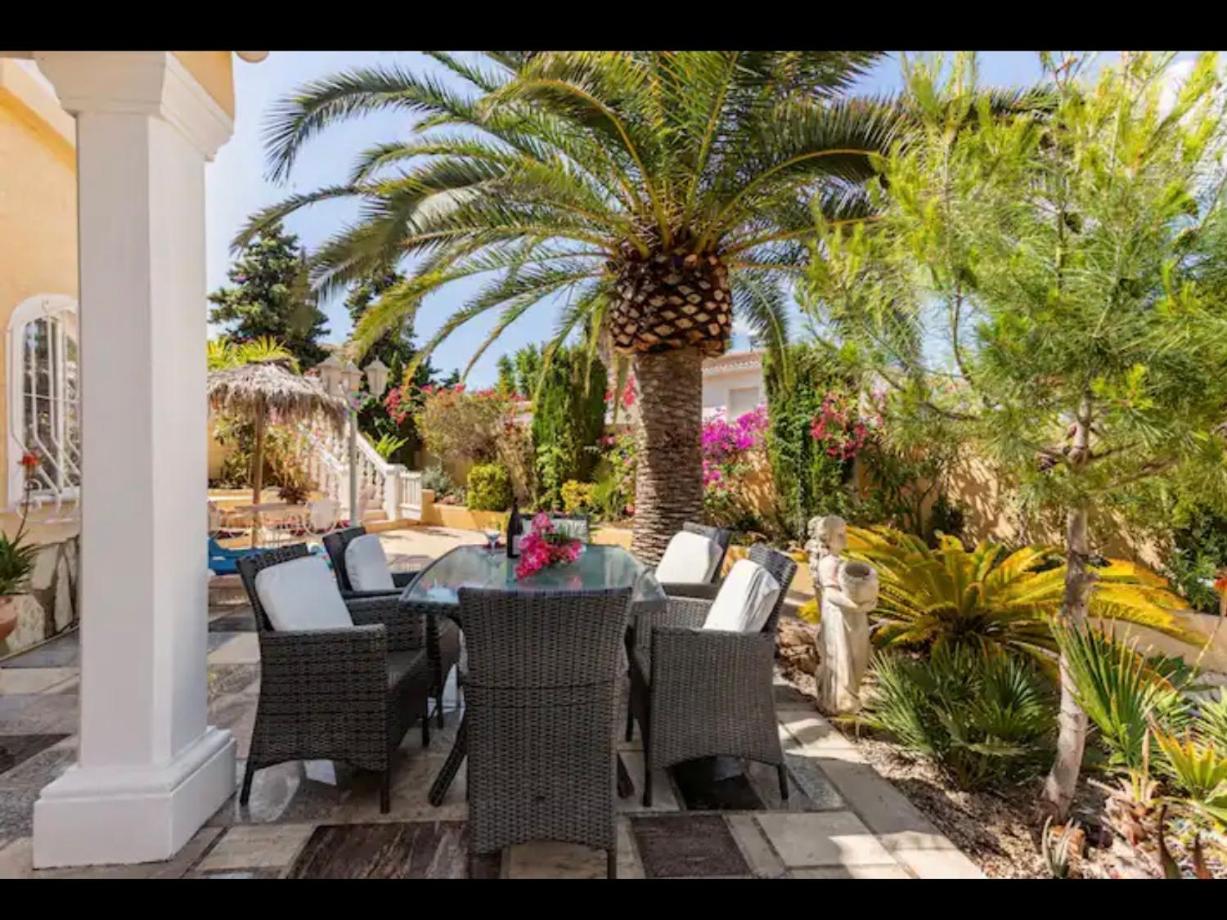 Villa Eva Asiana Guesthouse With Shared Pool Benissa Extérieur photo
