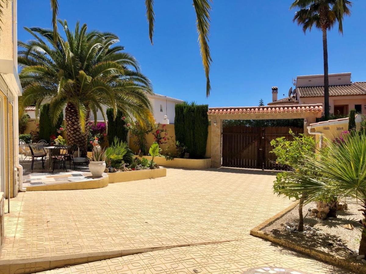 Villa Eva Asiana Guesthouse With Shared Pool Benissa Extérieur photo